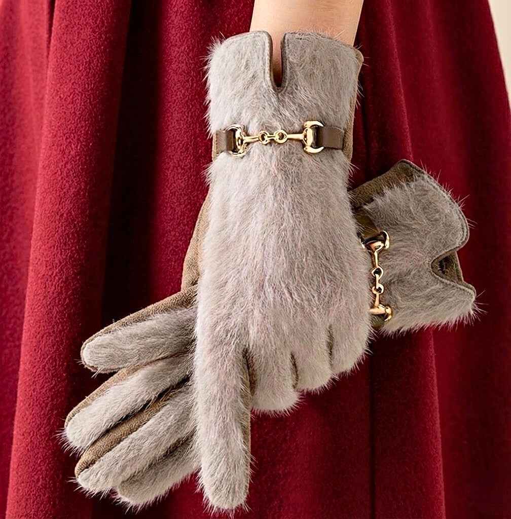 Luxurious Siberian Fur Gloves Beige