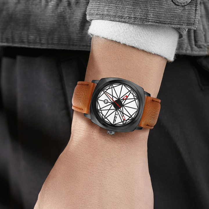 Stylish Prism Quartz Timepiece