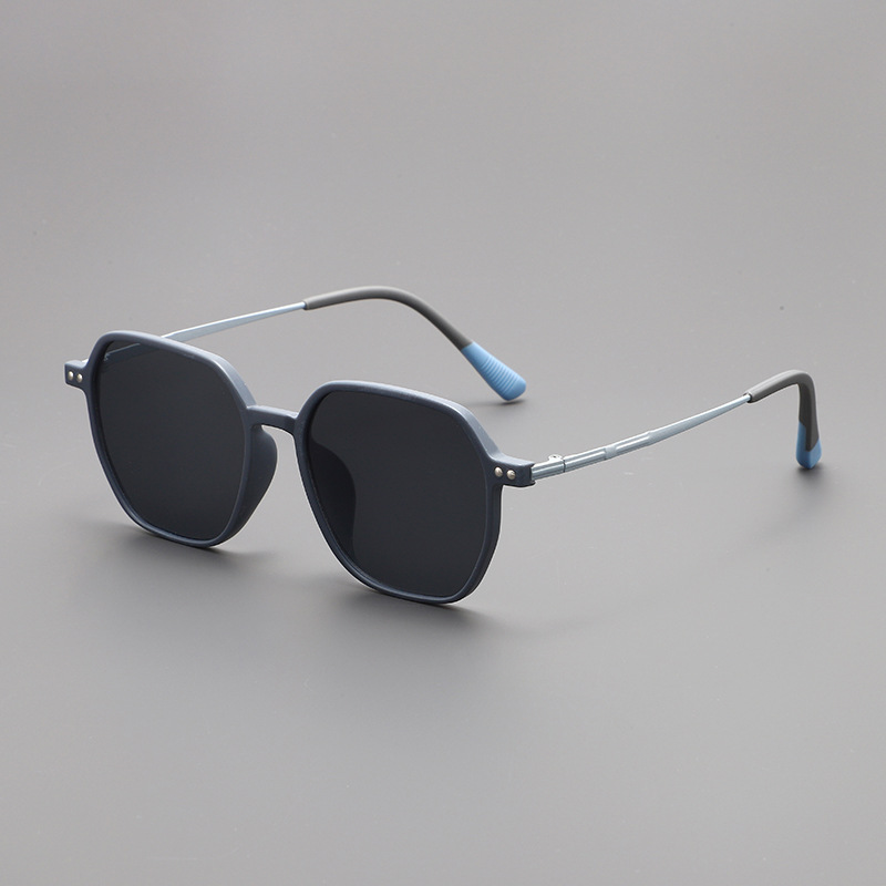 Stylish Designer Sunglasses for Ultimate Eye Protection Blue