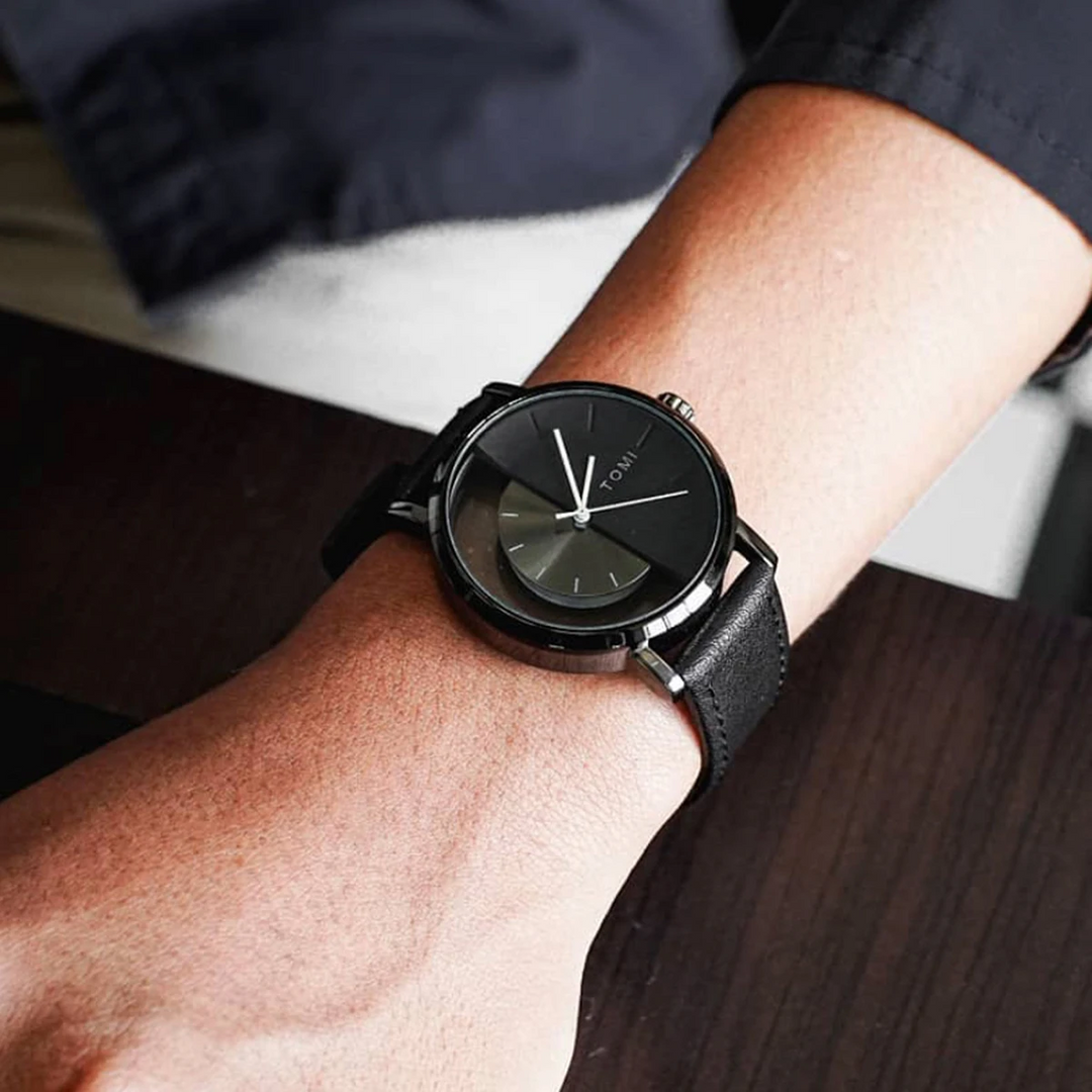 Elegant Eclipse Timepiece for Stylish Wear