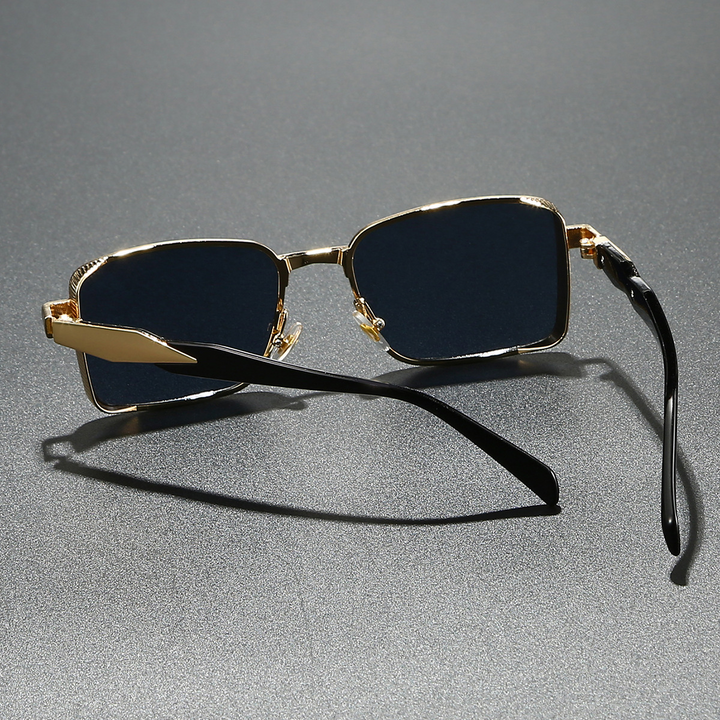 Stylish Square Sunglasses for a Chic Look