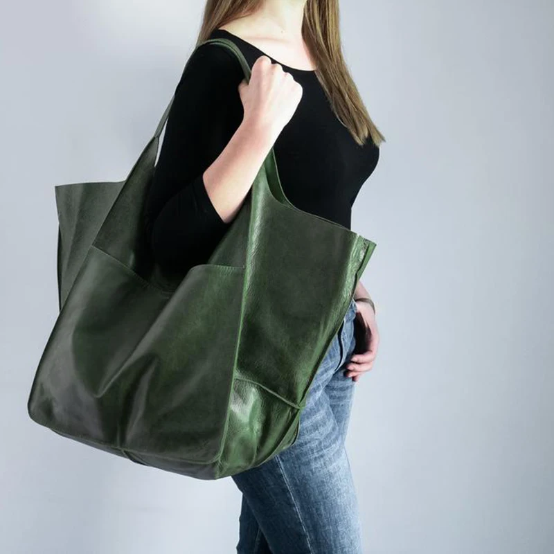 Chic Slouch Bag for Effortless Style Green
