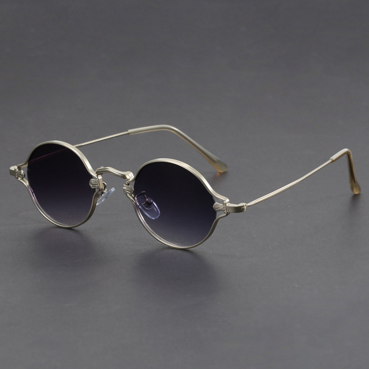 Round Retro Sunglasses for a Stylish Look Silver-Gray