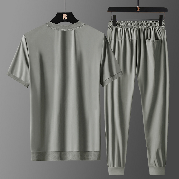 STRÖM Activewear Set for Ultimate Comfort