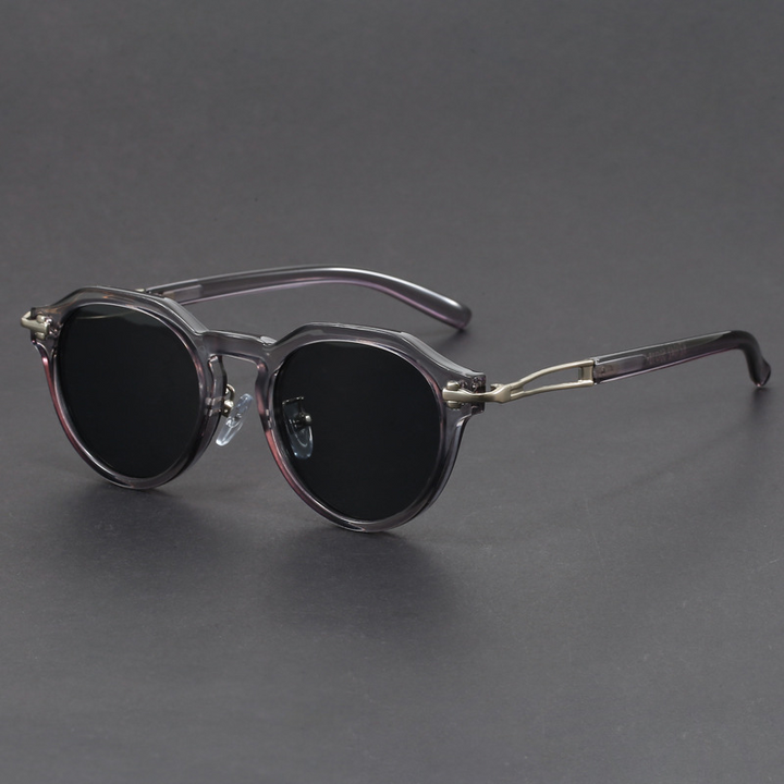 Retro-Inspired Vintage Sunglasses Gray