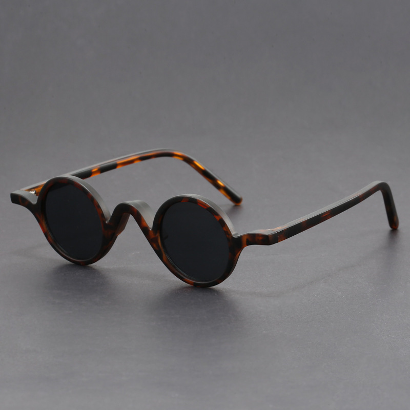 Vintage-Inspired Retro Sunglasses Leopard Brown