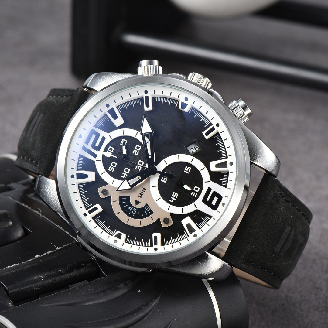 Stylish Chrono Watch for Timeless Elegance Black-Silver
