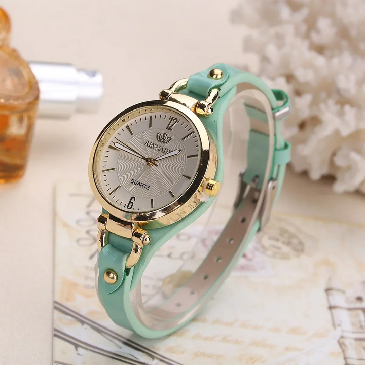 Classic Leather Timepiece for Timeless Style Green