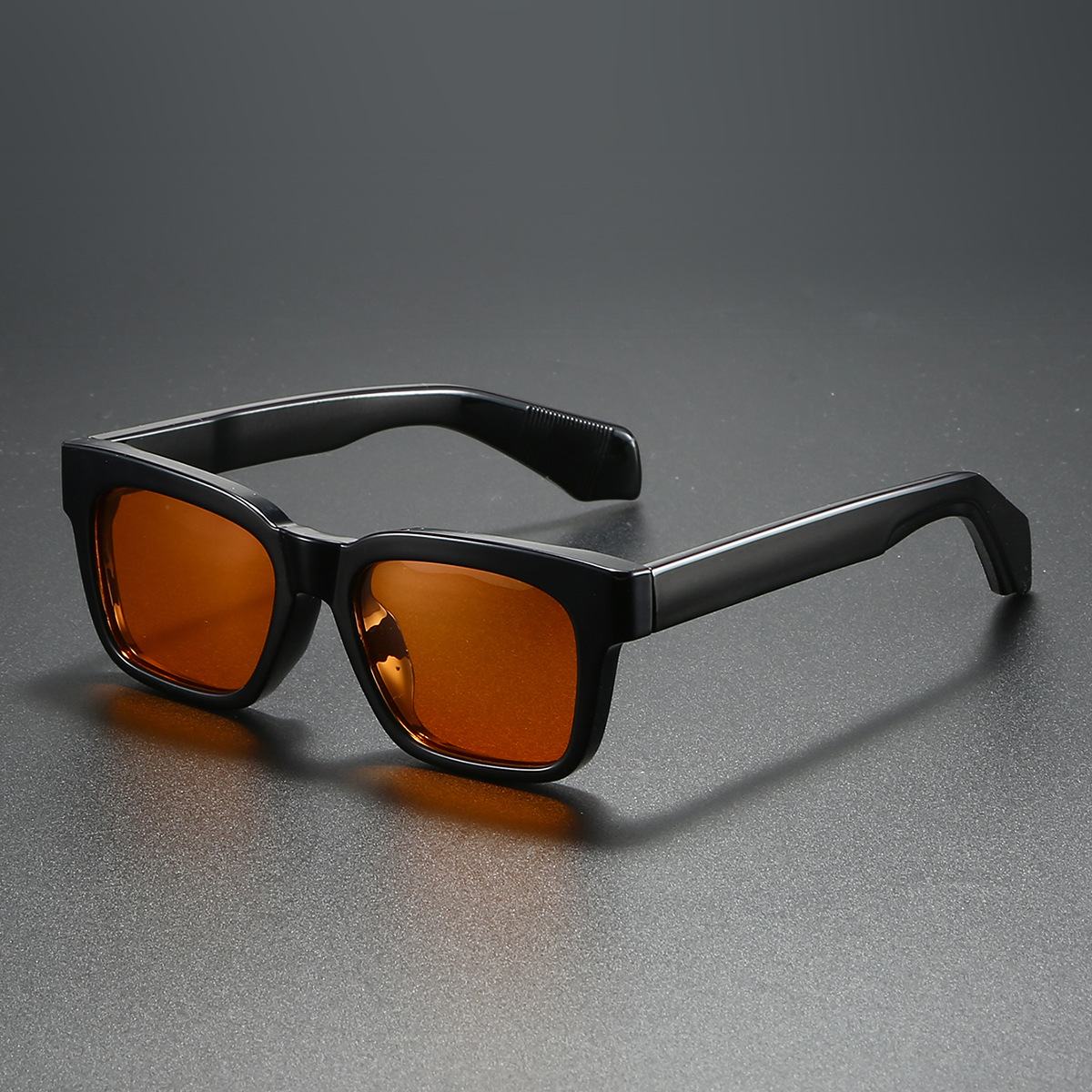 Vintage-Inspired Retro Sunglasses Black Frame Orange Lens
