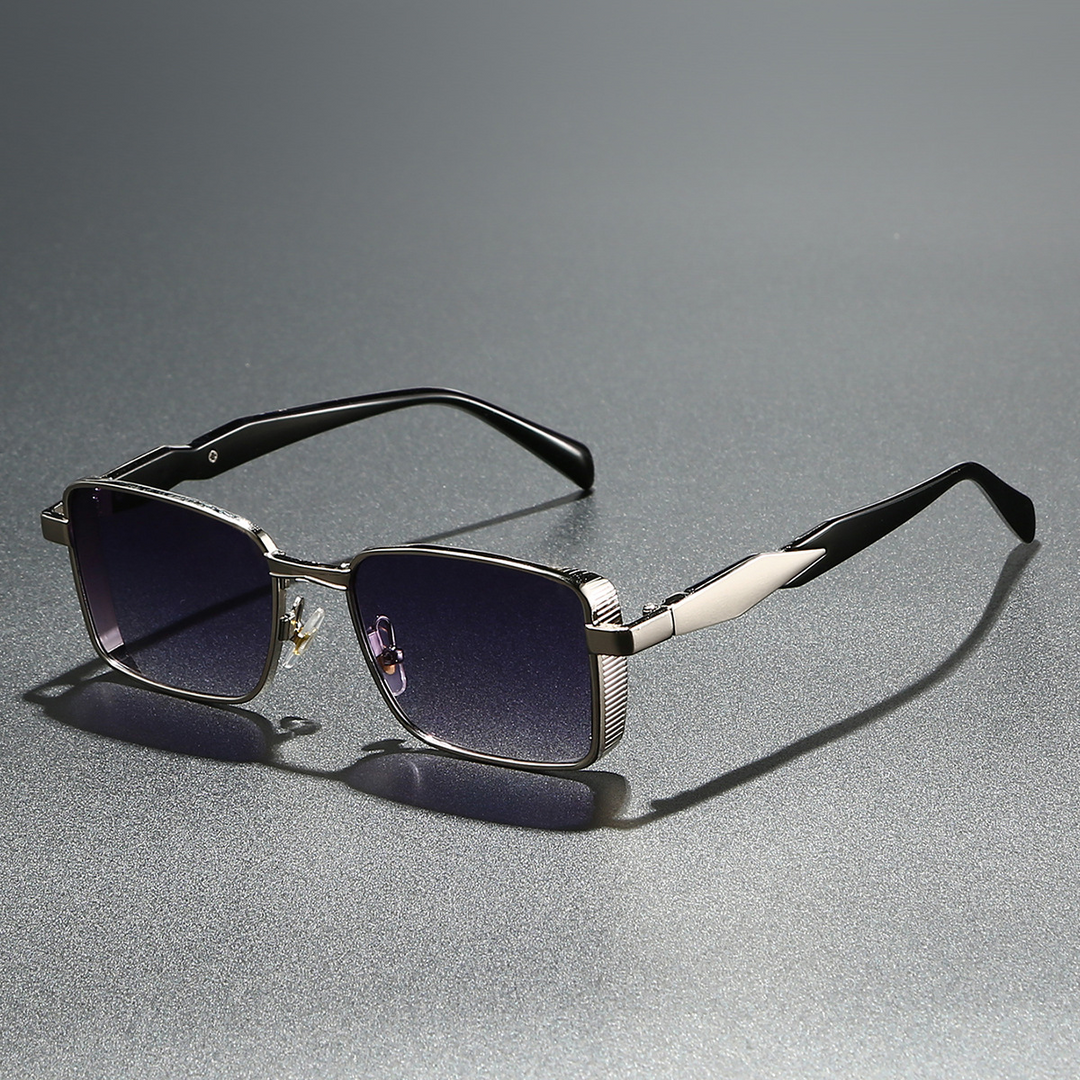 Stylish Square Sunglasses for a Chic Look Silver Frame Gray Lens