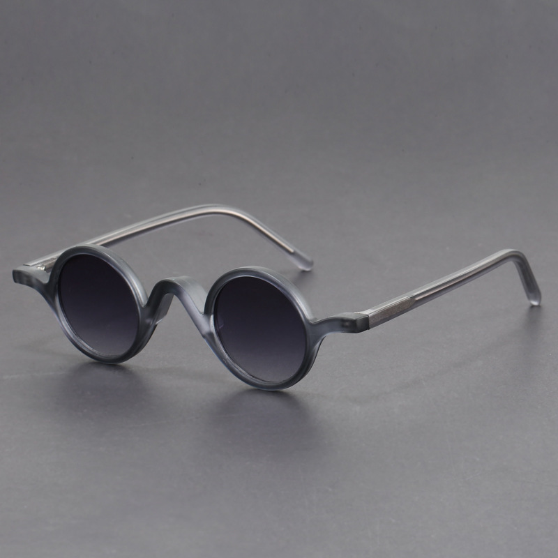 Vintage-Inspired Retro Sunglasses Gray