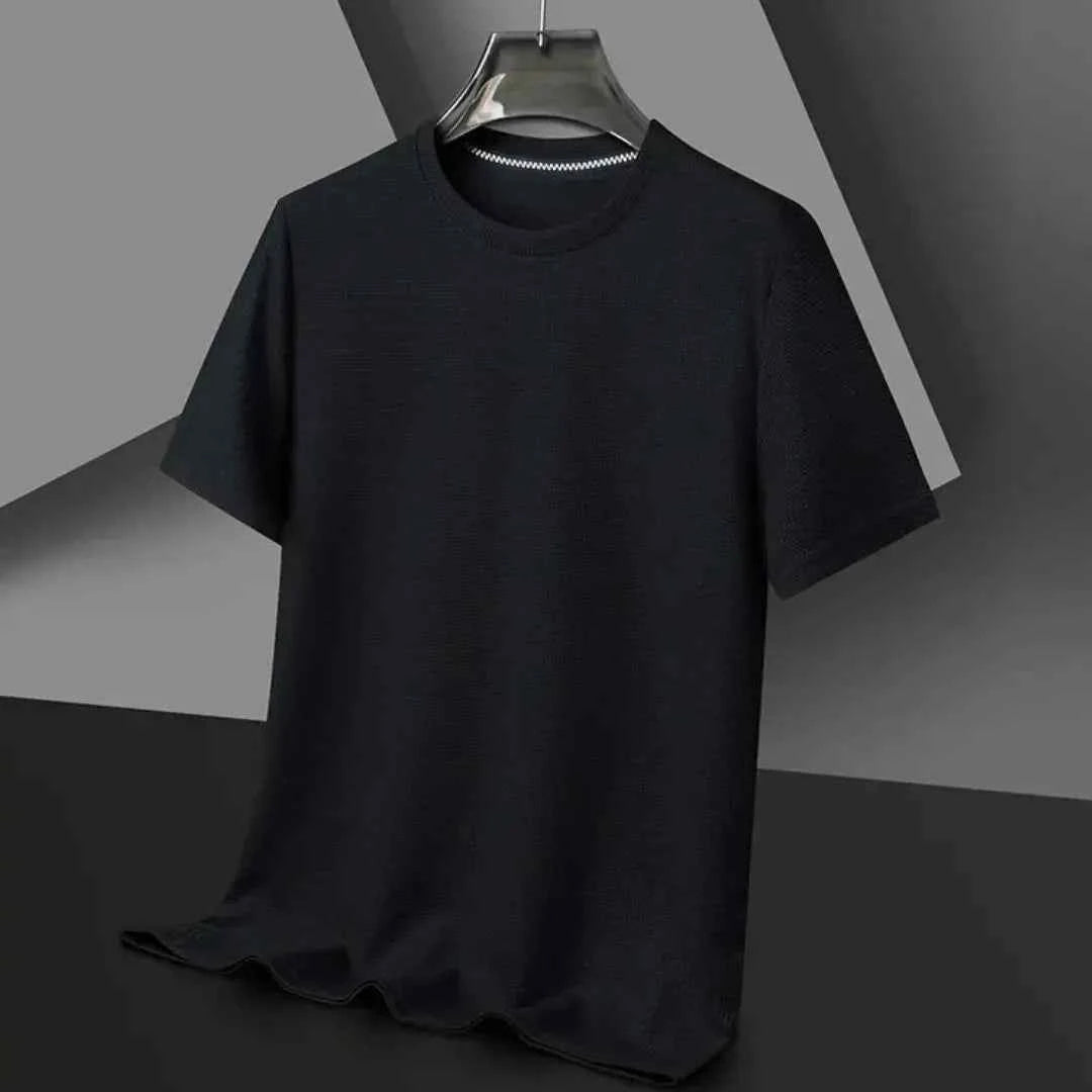 Men's Textured T-Shirt - Stylish and Comfortable Black