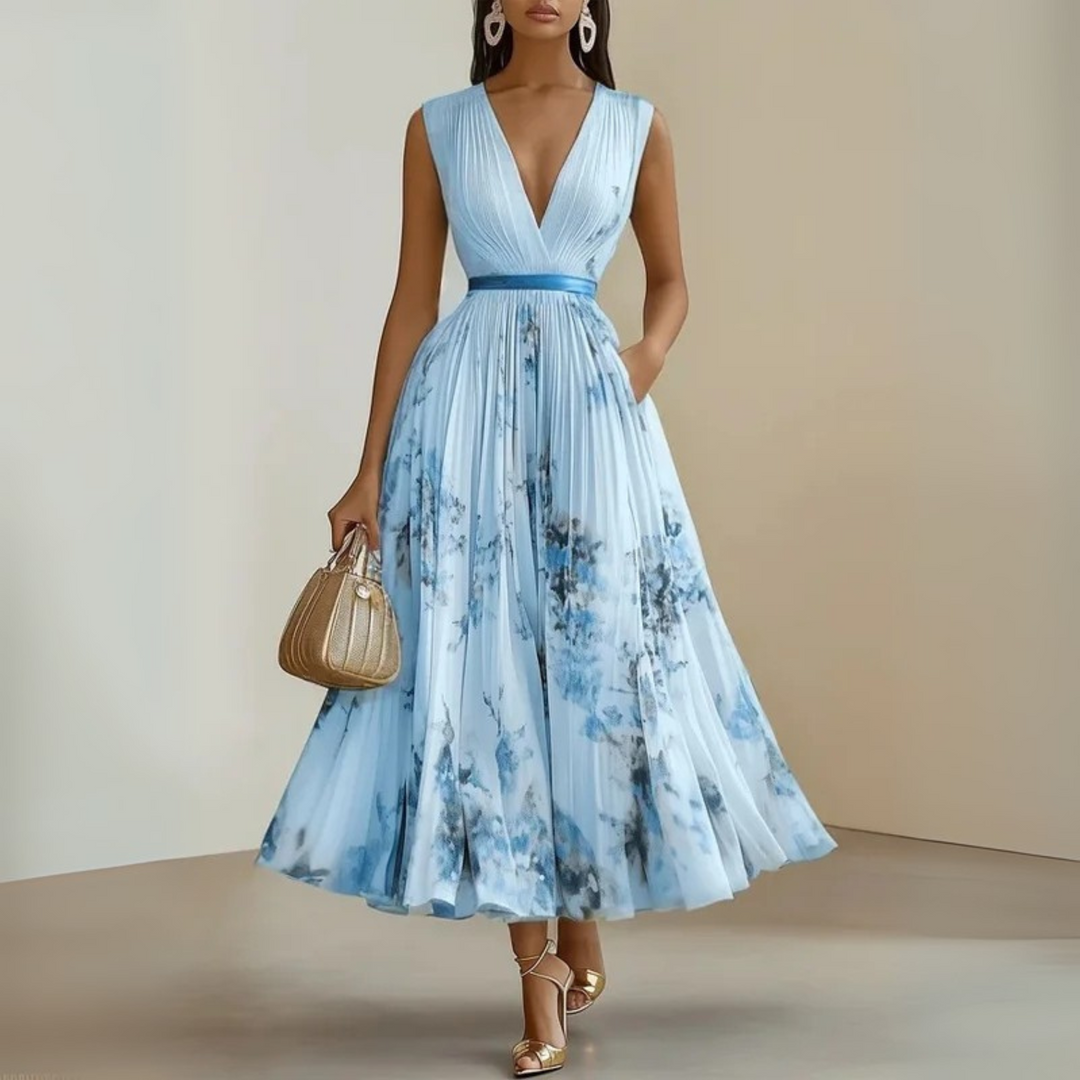 Elegant Women's Flowy Maxi Dress for Holiday and Resort Wear Blue