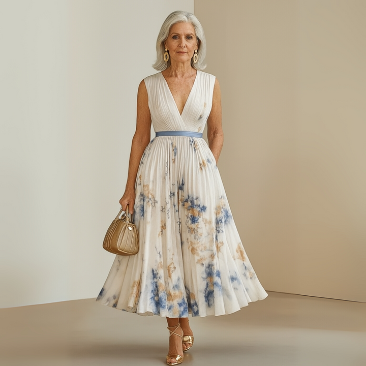 Elegant Women's Flowy Maxi Dress for Holiday and Resort Wear