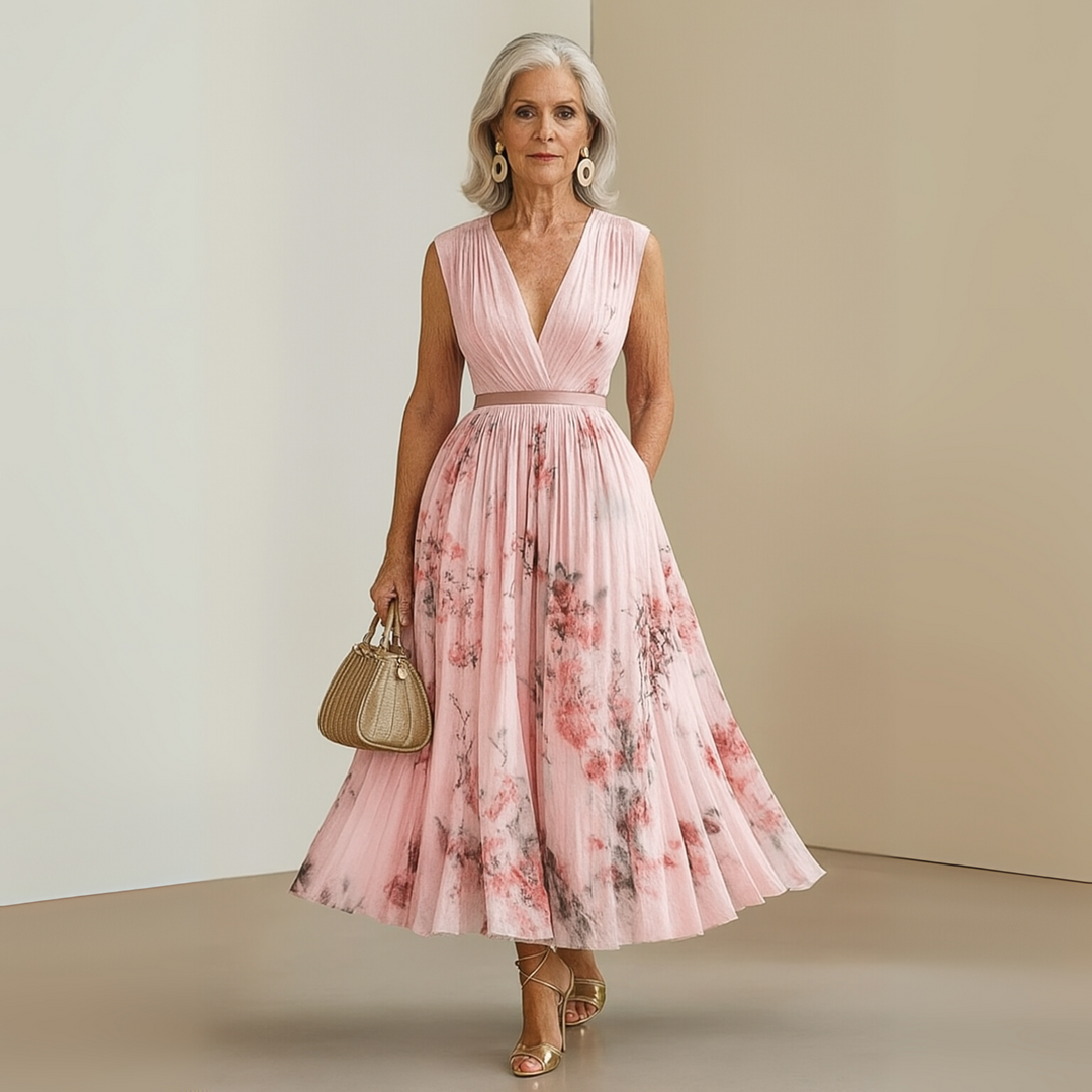 Elegant Women's Flowy Maxi Dress for Holiday and Resort Wear