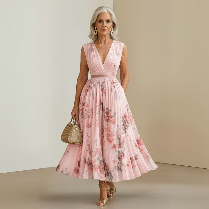 Elegant Women's Flowy Maxi Dress for Holiday and Resort Wear