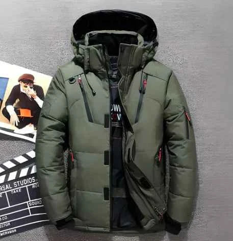 Men's Water-Repellent Quilted Jacket with Hood and Zipper Pockets Green