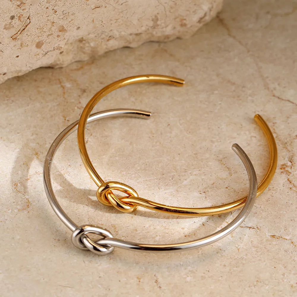 Minerva | Women's Gold Cuff Bracelet - Vintage Twisted Knot Design