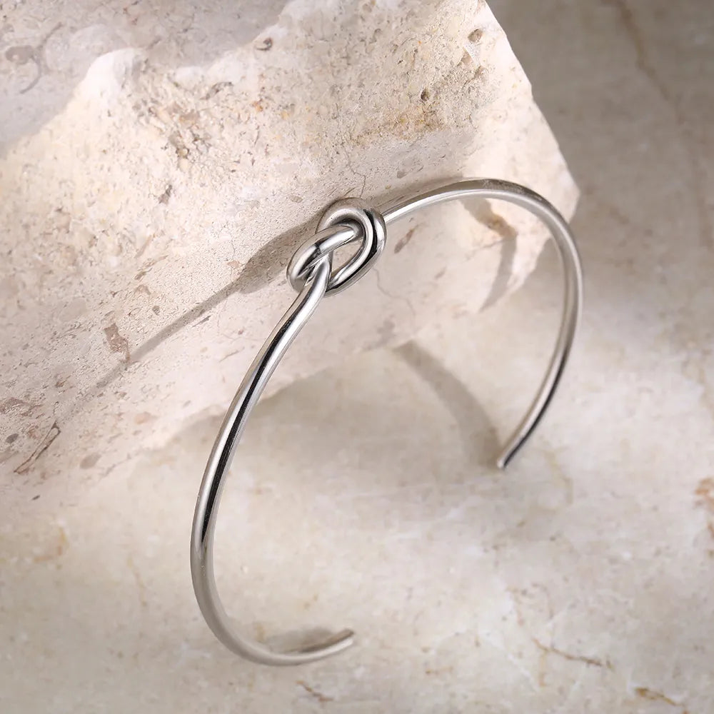 Minerva | Women's Gold Cuff Bracelet - Vintage Twisted Knot Design