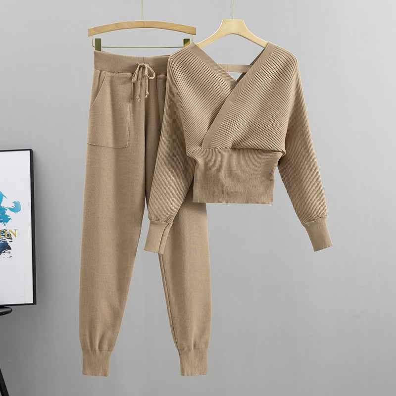 Wrap-Style Tracksuit Set for Ultimate Comfort Beige