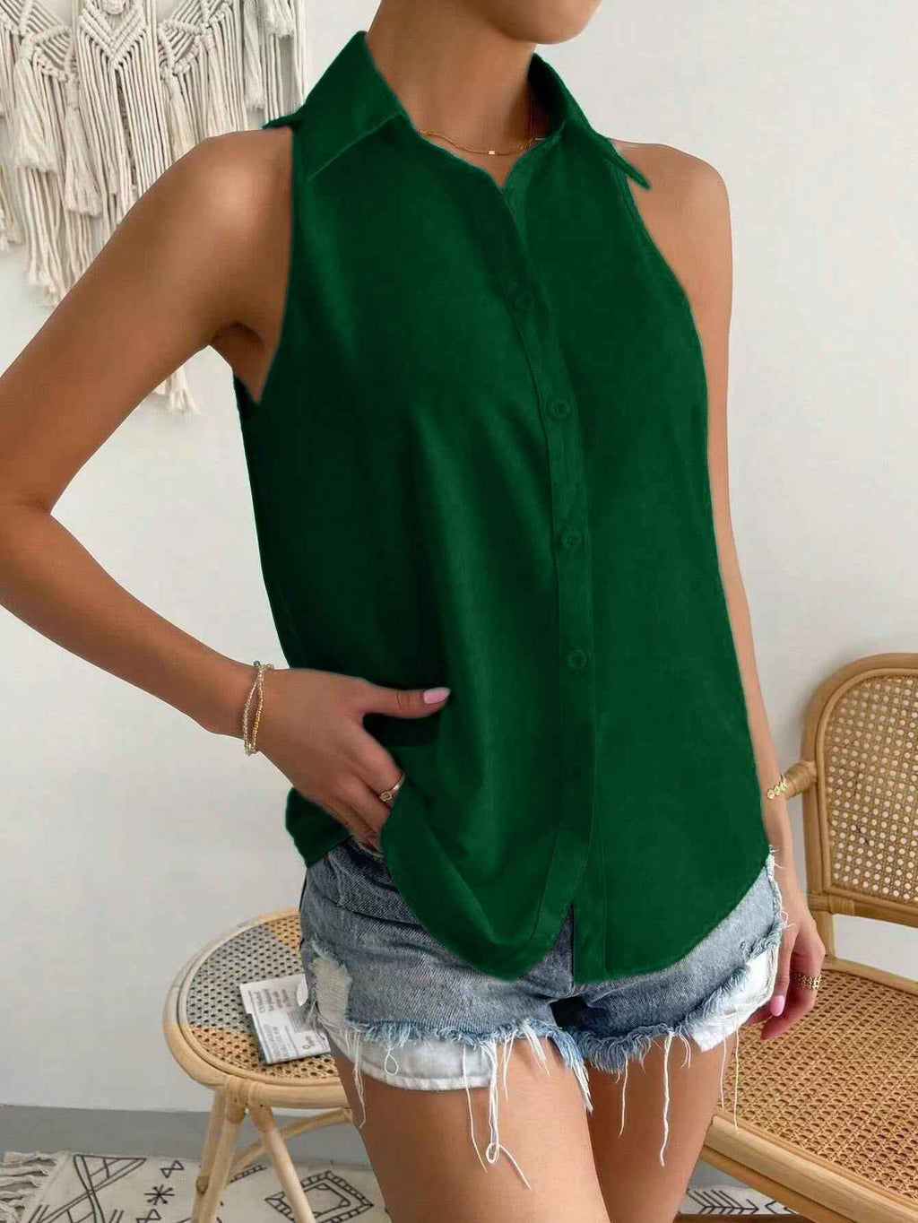 Women's Relaxed Fit Sleeveless Blouse – Shiny Luxury Fabric – Button Closure – Hip Length Dark Green