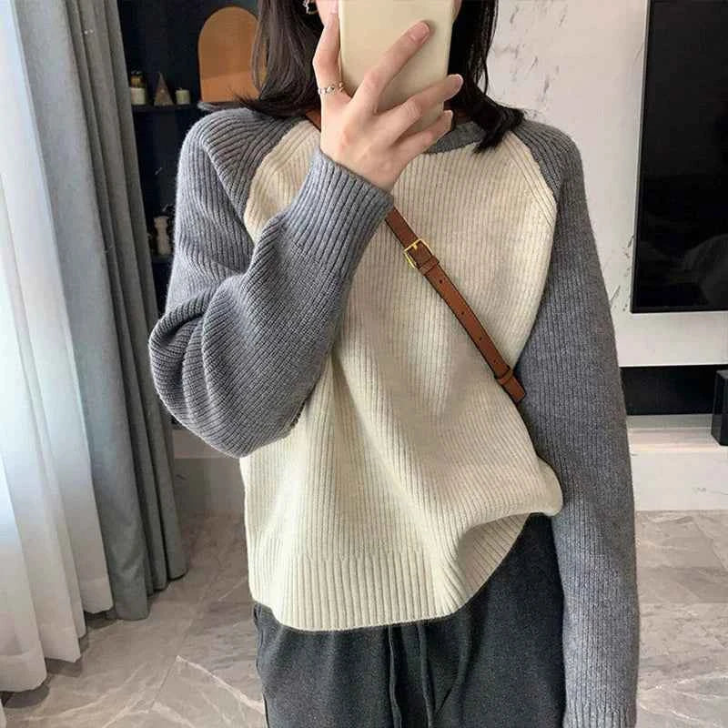 Women's Colorblock Knitted Sweater – Relaxed Fit with Raglan Sleeves Grey One Size