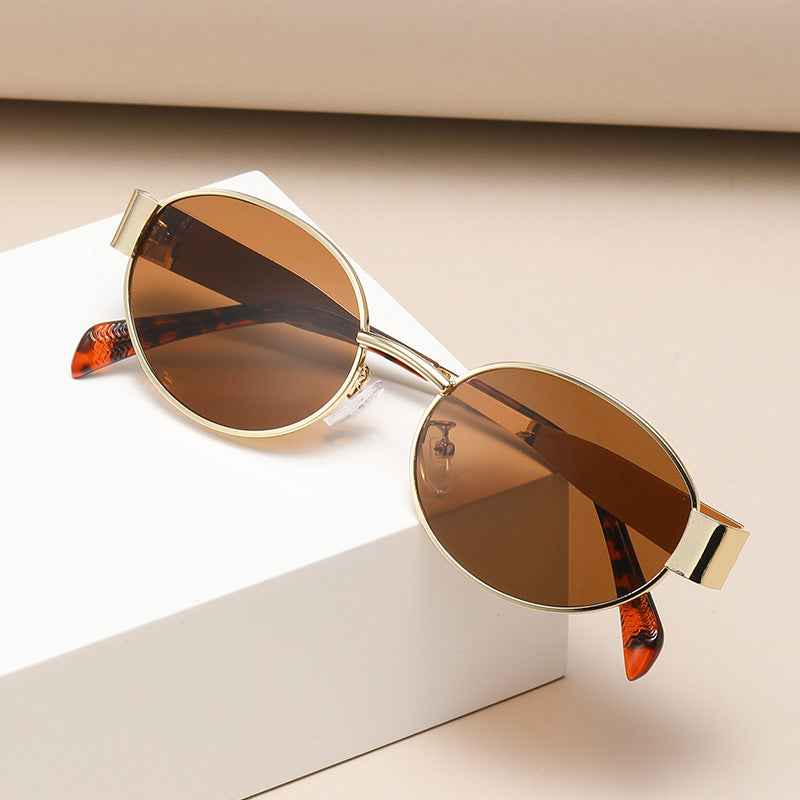 Vintage-Inspired Retro Sunglasses