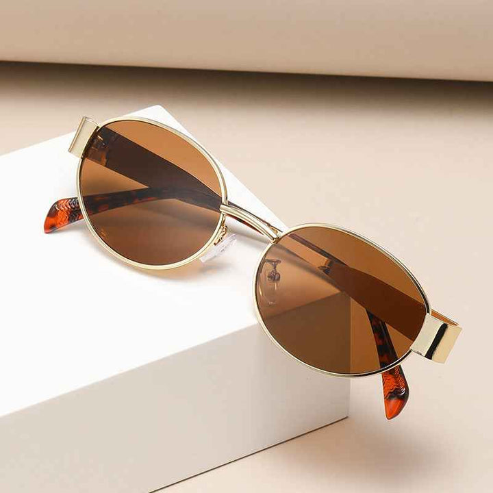 Vintage-Inspired Retro Sunglasses