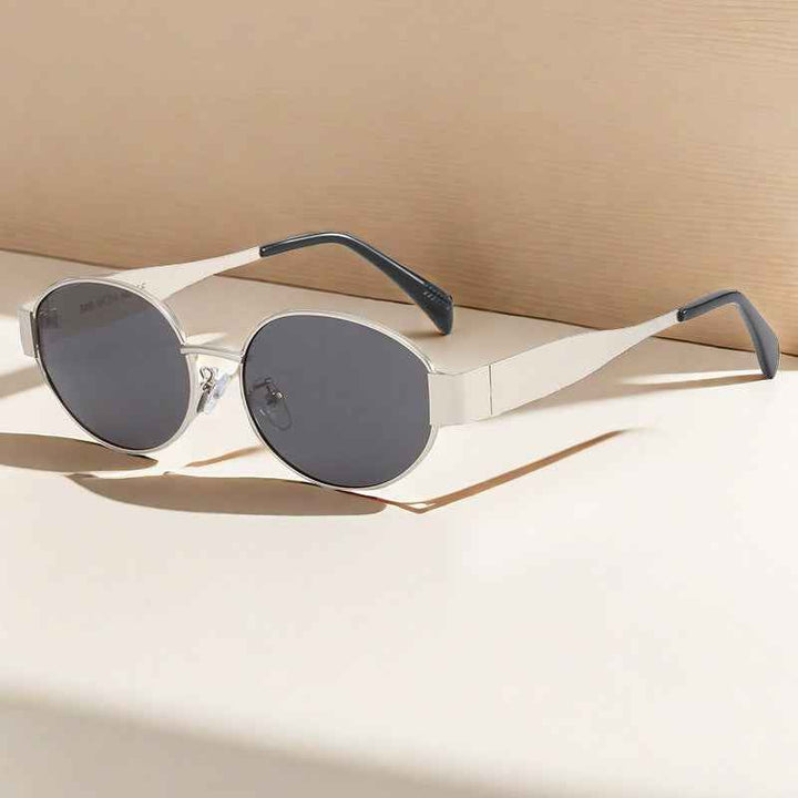 Vintage-Inspired Retro Sunglasses Silver Gray