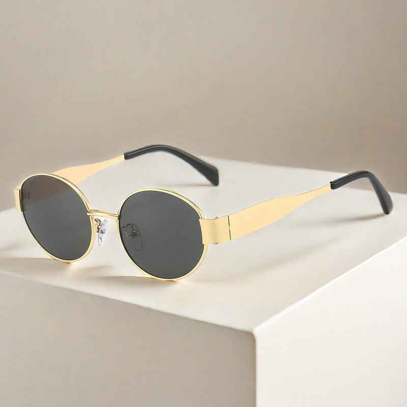 Vintage-Inspired Retro Sunglasses Gold Black