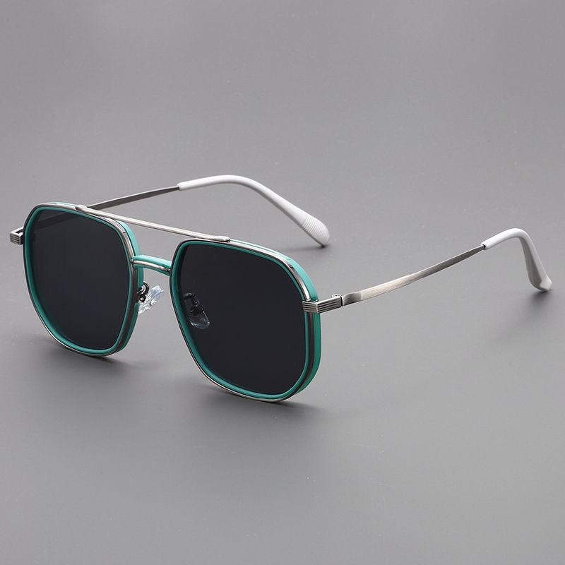 Polarized Navigator Sunglasses for Ultimate UV Protection Green Black
