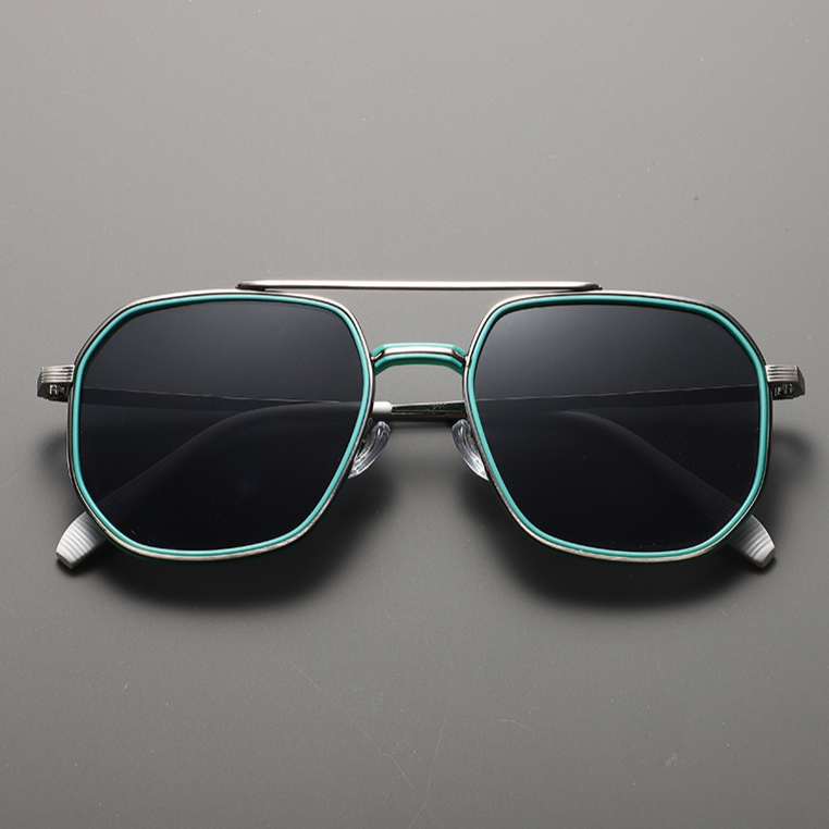 Polarized Navigator Sunglasses for Ultimate UV Protection