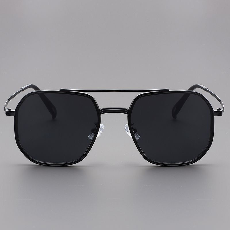 Polarized Navigator Sunglasses for Ultimate UV Protection