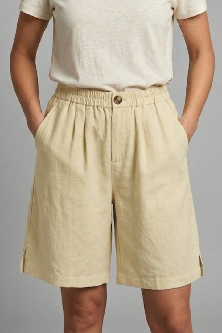 Women's Relaxed Linen Shorts with Elastic Waist and Pockets Beige
