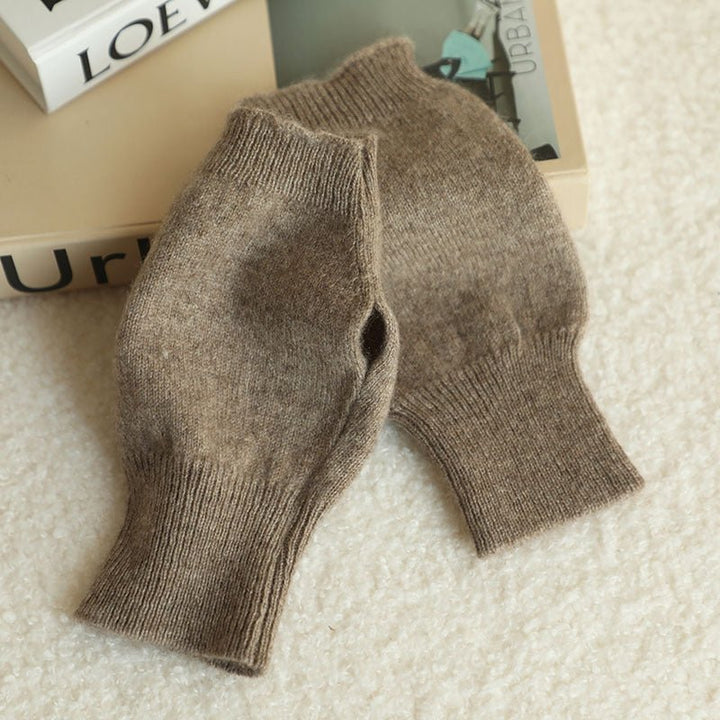 Ribbed Cuff Form-Fitting Fingerless Gloves