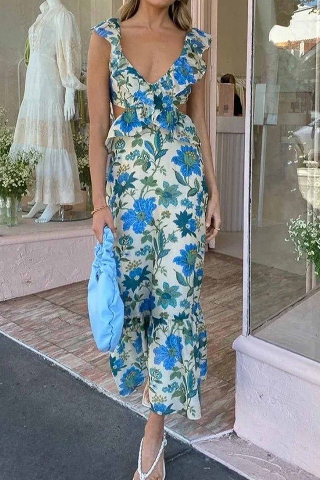Amara | Elegant Summer Maxi Dress - Sleeveless with Ruffle Straps Blue