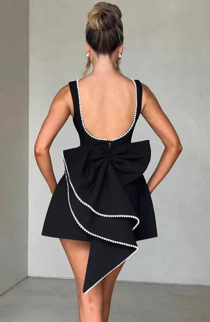 Harmonia | Elegant Mini Dress with Flattering Silhouette