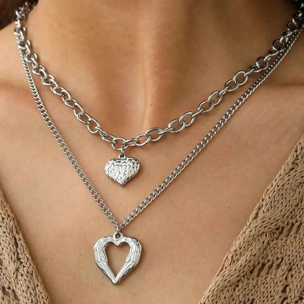 Elegant Heart Necklace Set Silver