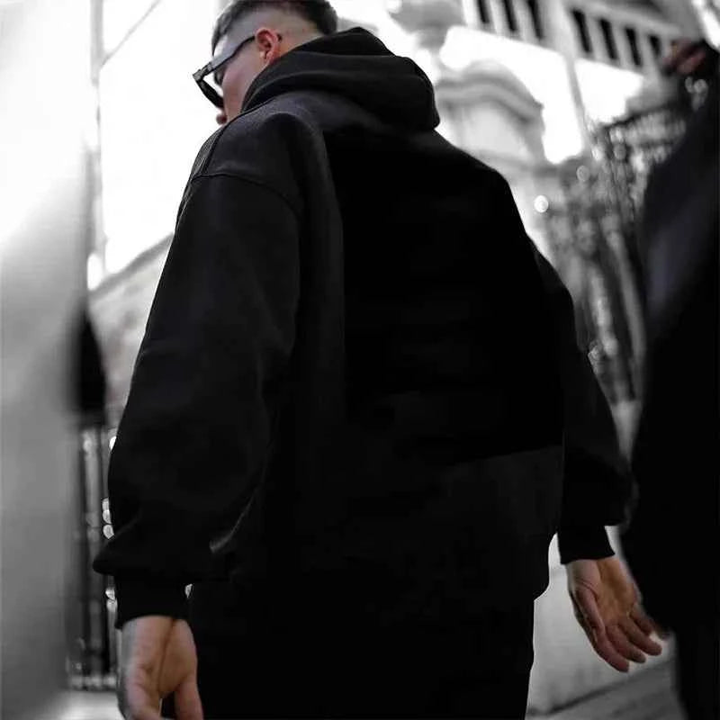 Men's All-Season Pullover Hoodie for Casual Comfort