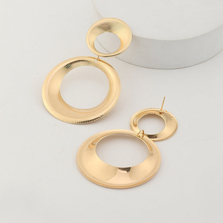Graciela | Women's Gold Earrings with 3D Circle Design