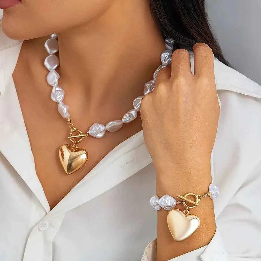Elegant Pearl Heart Jewelry Set