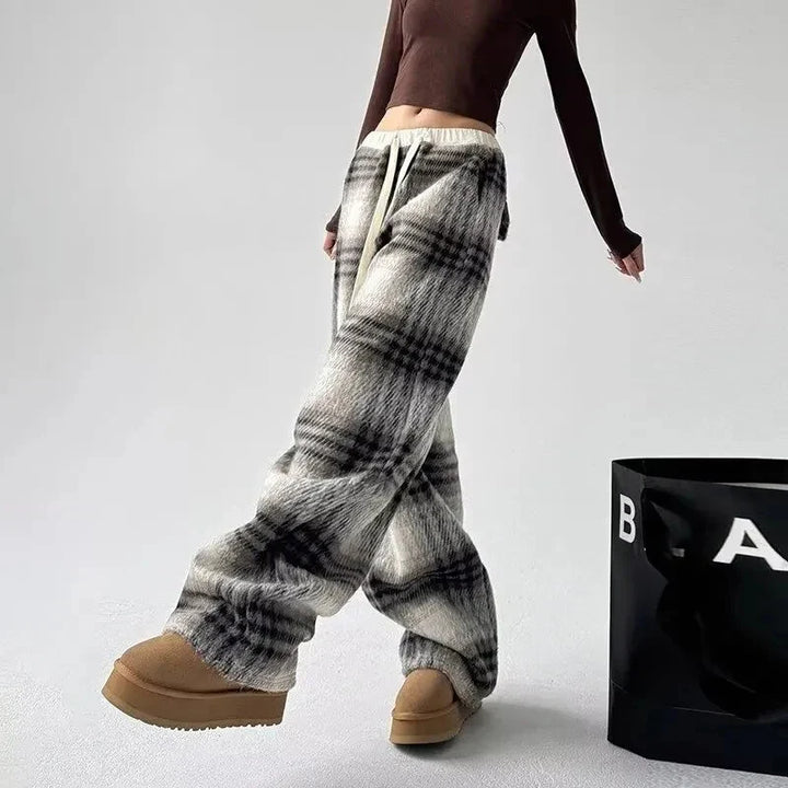 Women's Plaid Pants - Stylish and Comfortable