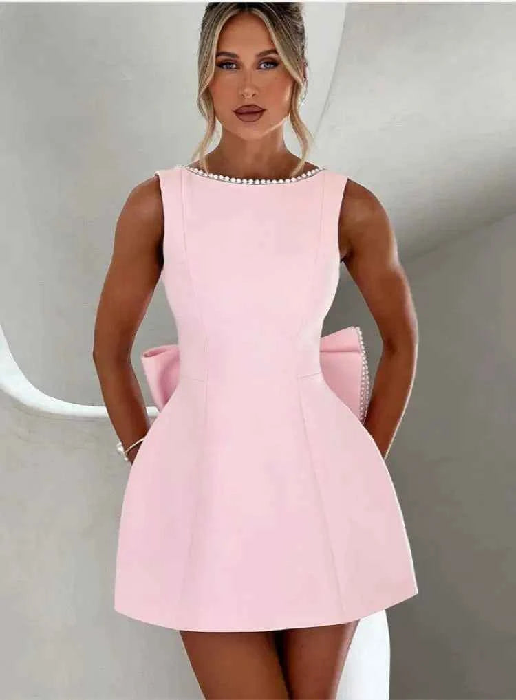 Harmonia | Elegant Mini Dress with Flattering Silhouette Pink