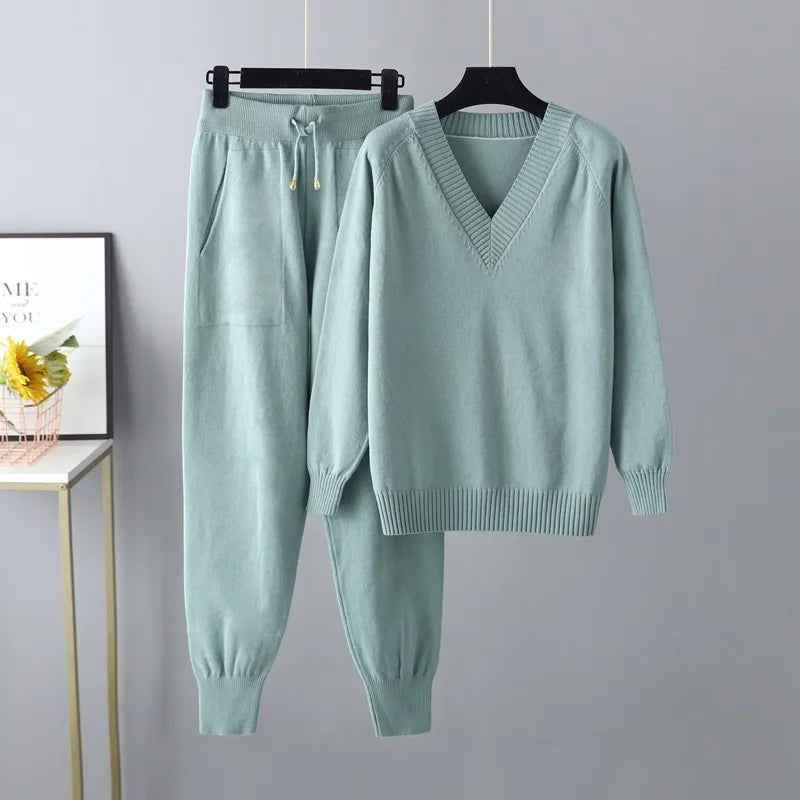 Women's Cozy Knitted Tundraloom Set Turquoise