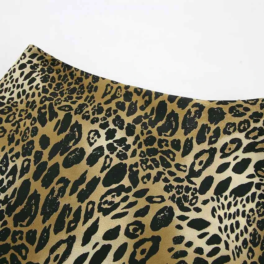 Women's Satin Pencil Skirt in Leopard Print