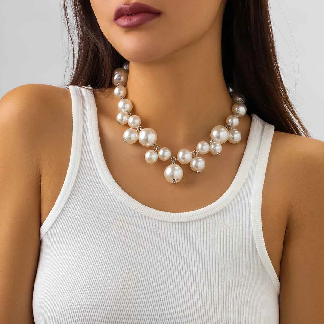 Elegant Pearl Necklace White
