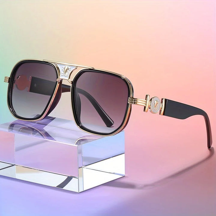 Chic Oversized Sunglasses for Ultimate Style Smoke Gray