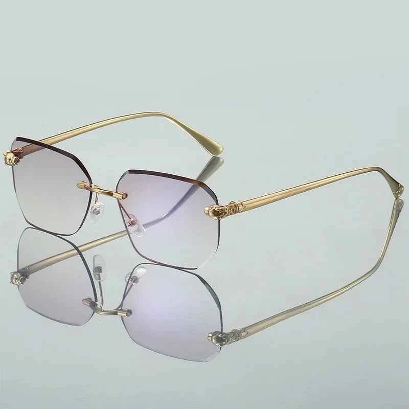 Gradient Sunglasses for a Timeless Look Lavender