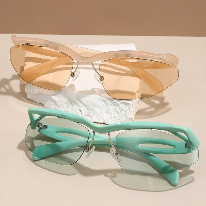 Stylish Curved Sunglasses for Ultimate Sun Protection