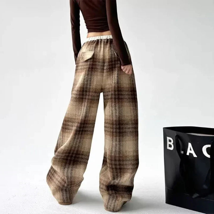 Women's Plaid Pants - Stylish and Comfortable